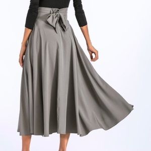 Coeur de Vague Gray Pocket Pleated Skirt Size 12
